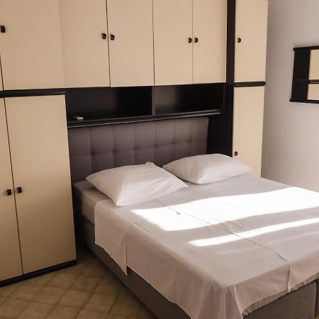 Apartments Anita 1 Barbat na Rabu المظهر الخارجي الصورة
