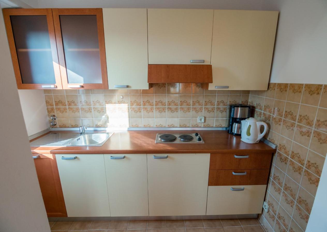 Apartments Anita 1 Barbat na Rabu المظهر الخارجي الصورة
