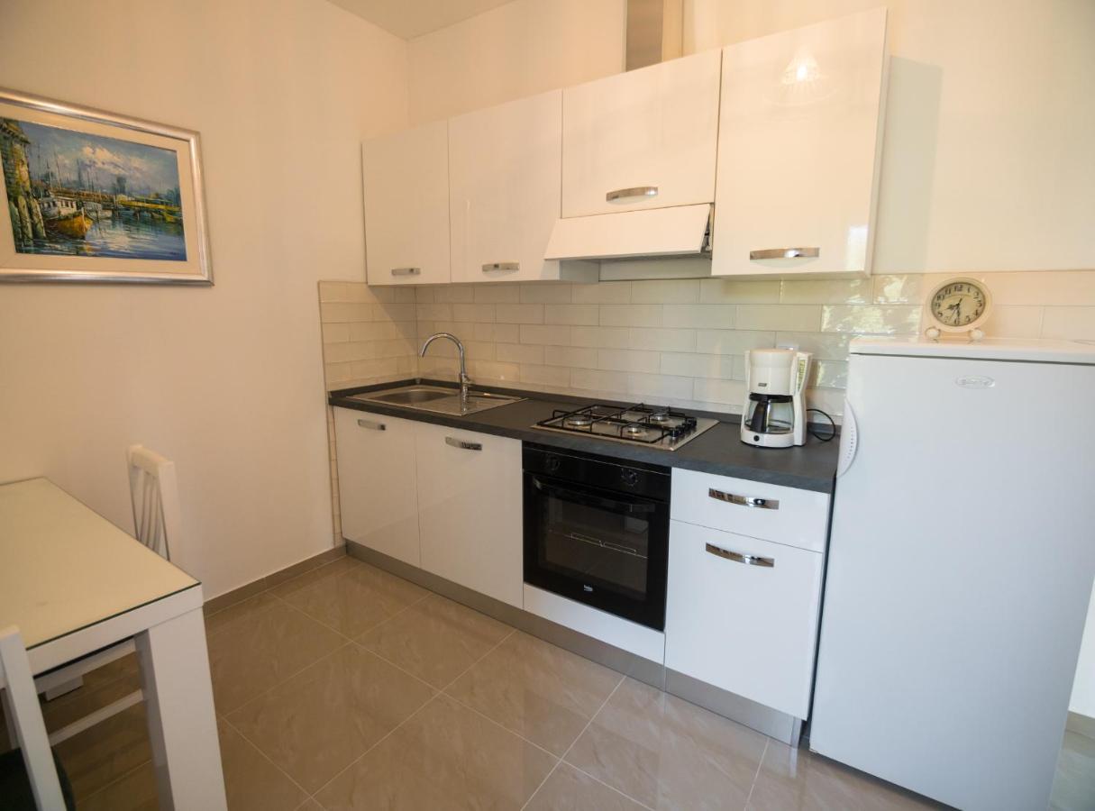 Apartments Anita 1 Barbat na Rabu المظهر الخارجي الصورة